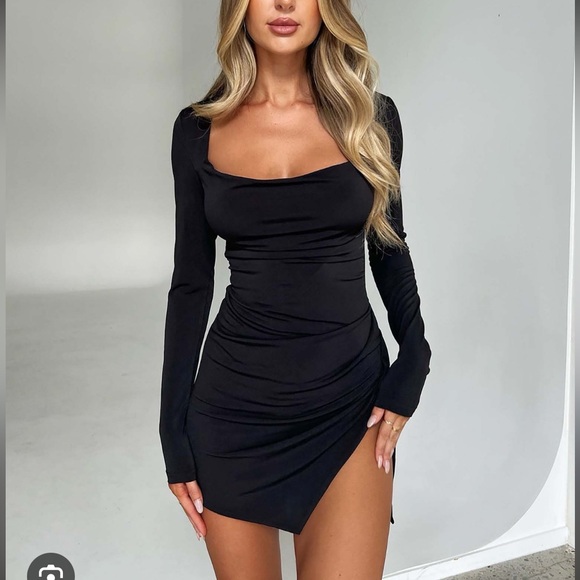Tiger Mist Dresses & Skirts - Tiger mist joslin long sleeve dress
